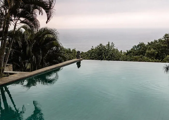 The Hamsa Bali 4* ロヴィーナ